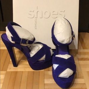 Purple Suede Heels. Euro size 40.